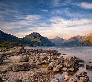 Protect habitat 'stepping stones' to help species cope with climate change. Credit: Joe Hayhurst/CC BY 2.0