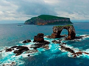 Galapagos Marine Reserve, Ecuador. Credit - https://naturegalapagos.com/