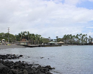 Kahaluu Bay is seen in May. As the COVID-19 pandemic took hold in the first half of 2020, the lack of human activity around the world resulted in a 9% drop in the greenhouse gas emissions at the root of climate change. Unfortunately, any silver lining from the pandemic remains murky in the oceans. (Chelsea Jensen/West Hawaii Today)