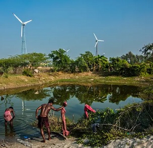 A recovery plan that puts nature at the centre could lift a billion people out of poverty, create nearly 400 million jobs and deliver $10tn in economic value. Photograph: Amitava Chandra/Climate Visuals Countdown