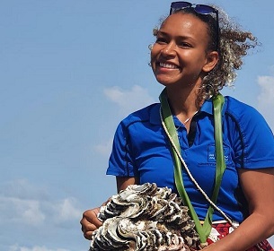 Senior Finfish biologist, Ada Sokach. Credit - Hilaire Bule, www.dailypost.vu