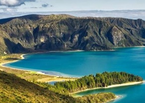 Climate change could cause sudden biodiversity losses worldwide. Credit: CC0 Public Domain