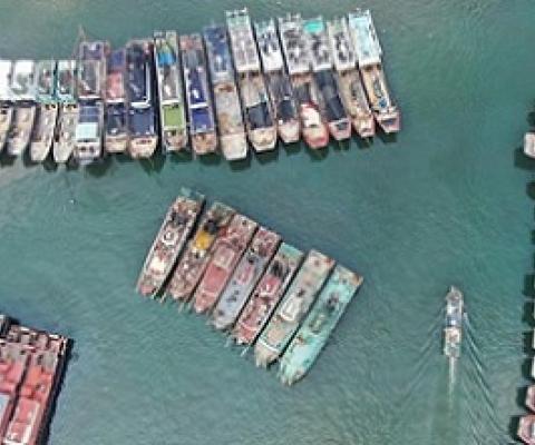 Aerial photo taken on May 13, 2020 shows fishing boats berthing at a harbor of the Hailing Island in Yangjiang, south China's Guangdong Province. (Xinhua/Deng Hua)