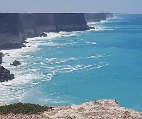  The Great Australian Bight. Credit: Lindam333 via Wikimedia Commons