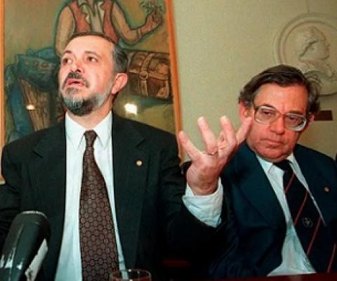 Professor Mario J. Molina with Dutch Professor Paul J. Crutzen (right). Credit - AP photo/Martina Huber, FILE)