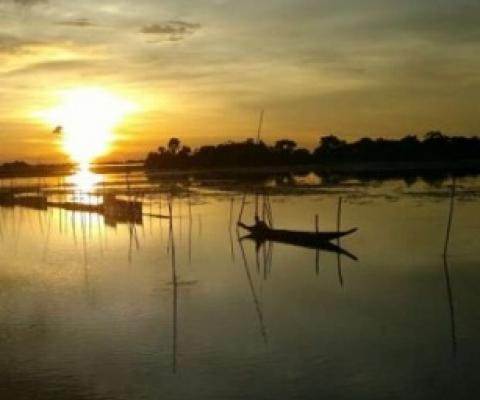 Despite sea-level rise risks, migration to some threatened coastal areas may increase. Credit: CC0 Public Domain