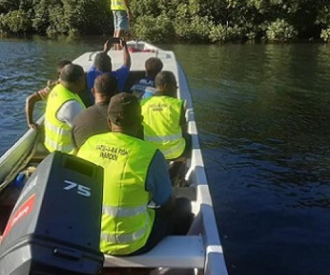 ish wardens training in the new patrol boat. Credit - Vatu-i-Ra Conservation Park