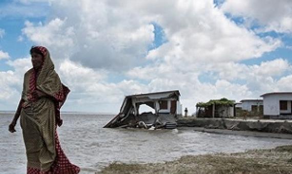 The climate crisis has already negatively affected places like Bangladesh, where river erosion has cost people their homes.Credit: Zakir Hossain Chowdhury/Barcroft Media/Getty
