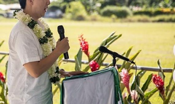 U.S Embassy Charge d'Affaires, Jonathan Yoo delivering a speech during the Moataa Mangrove Project Launch. (Photo: Anetone Sagaga)
