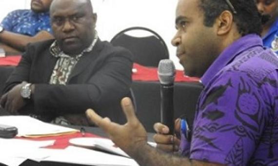 Molisa delivers Group’s findings via Video Presentation while VELA Chairman, Colin Leo (left) and VELA representatives look on. Credit - Len Garae